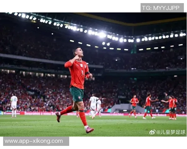 C罗再创辉煌梅开二度世预赛进球数达41生涯总进球数升至948