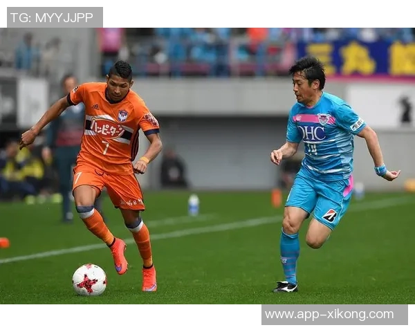 18岁中国后卫关德晴加盟川崎前锋一线队展现成长之路